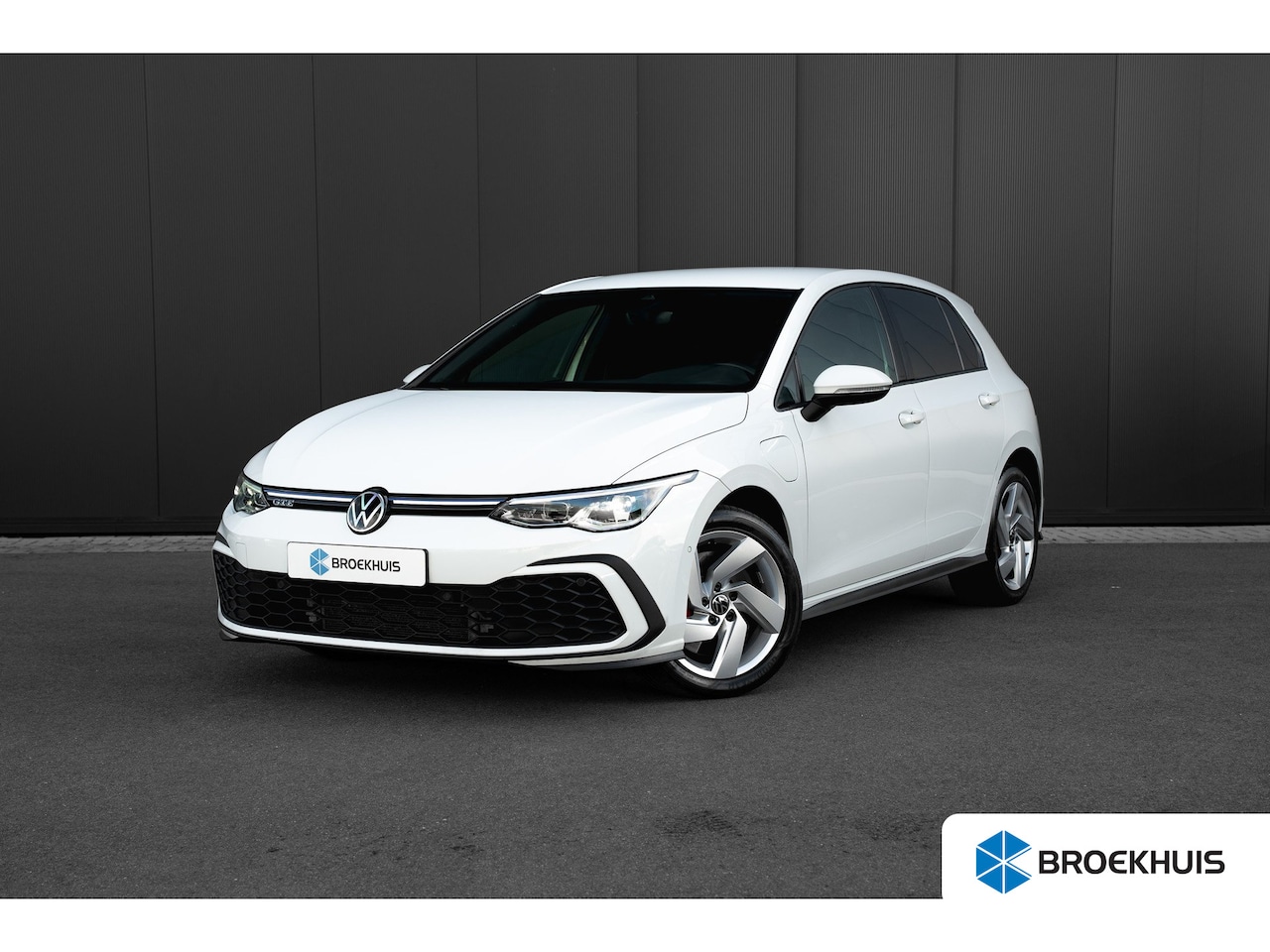 Volkswagen Golf - 1.4 eHybrid 245pk GTE | Stoel & Stuurverwarming | Keyless | LED | Navi by App - AutoWereld.nl