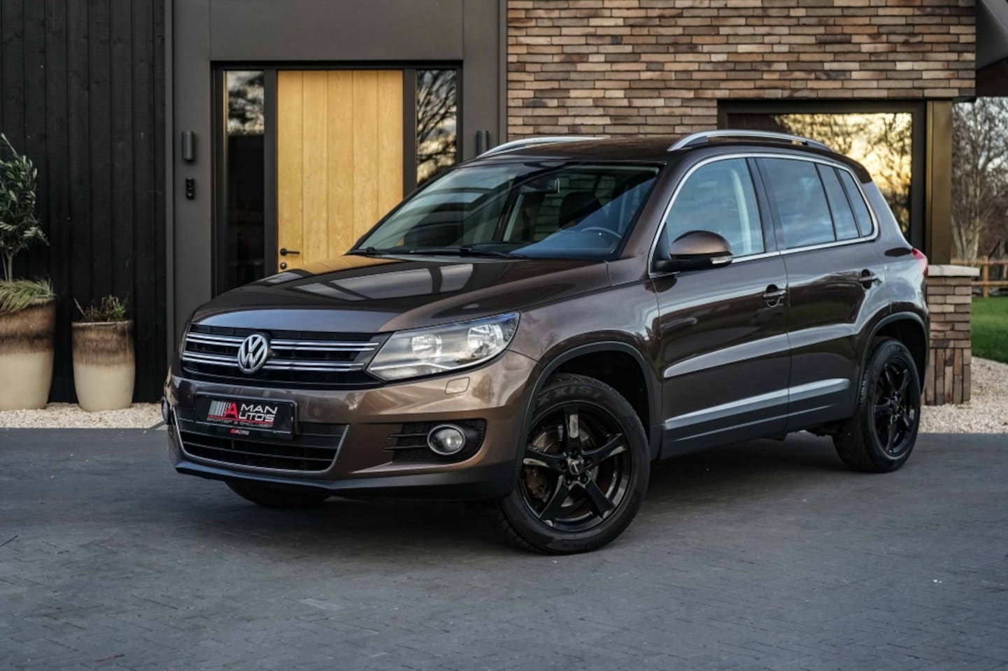 Volkswagen Tiguan - 1.4 TSI Sport & Style BMT 160PK nieuwe motor - AutoWereld.nl