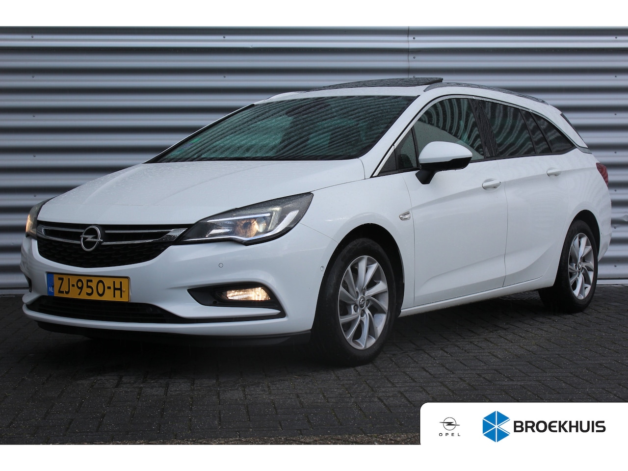 Opel Astra Sports Tourer - 1.4 TURBO 150PK INNOVATION+ / NAVI / LEDER / CLIMA / LED / PDC / AGR / 16" LMV / KEYLESS / - AutoWereld.nl