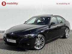 BMW 3-serie - 320i High Executive M-Sport 'AZURITSCHWARZ' 42.000 KM Apple CarPlay | Schuif/Kanteldak | L