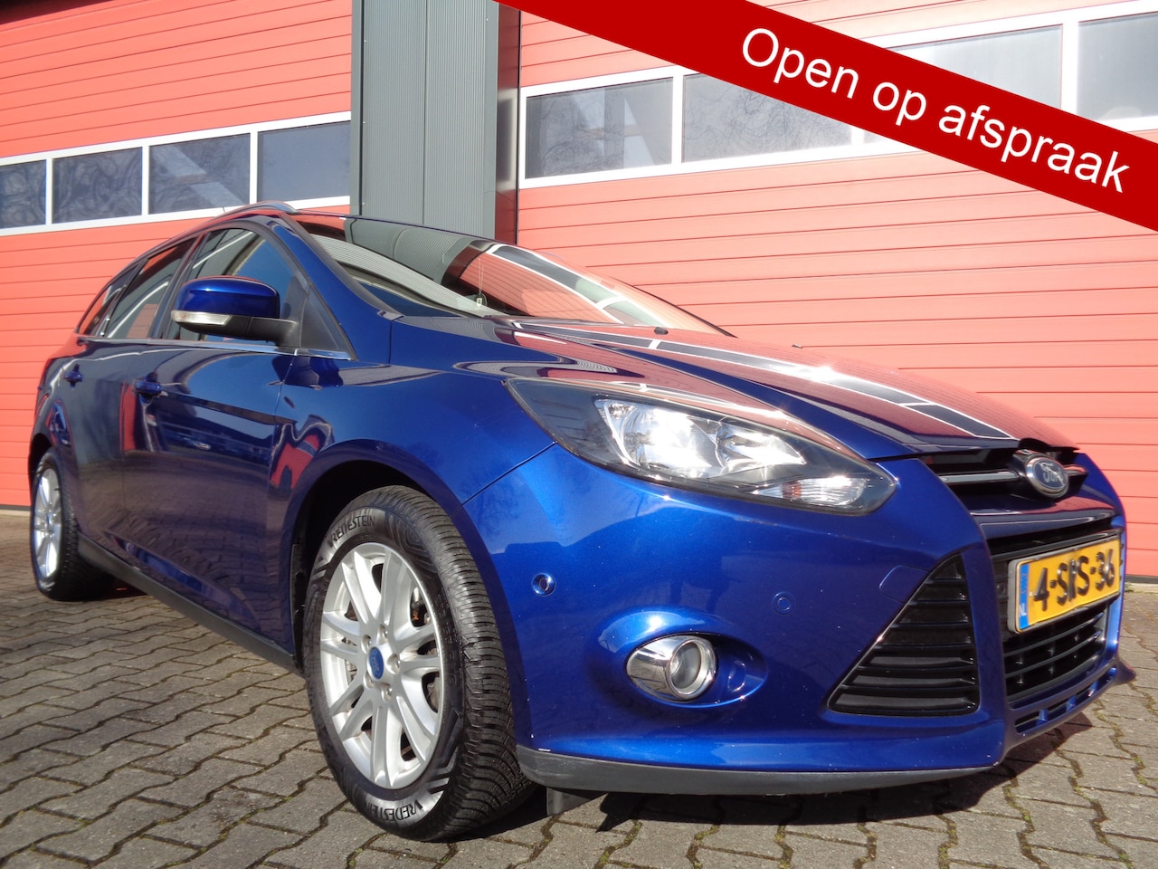 Ford Focus Wagon - 1.0 EcoBoost Edition Plus Clima Cruise LMV Trekhaak NL-Auto - AutoWereld.nl