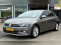 Volkswagen Polo - 1.0 TSI Highline / ACC / TREKHAAK / LM VELGEN / NL AUTO