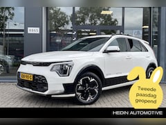 Kia Niro EV - Light Advanced 64.8 kWh | Parkeersensoren voor + achter | Android auto + Apple CarPlay | N