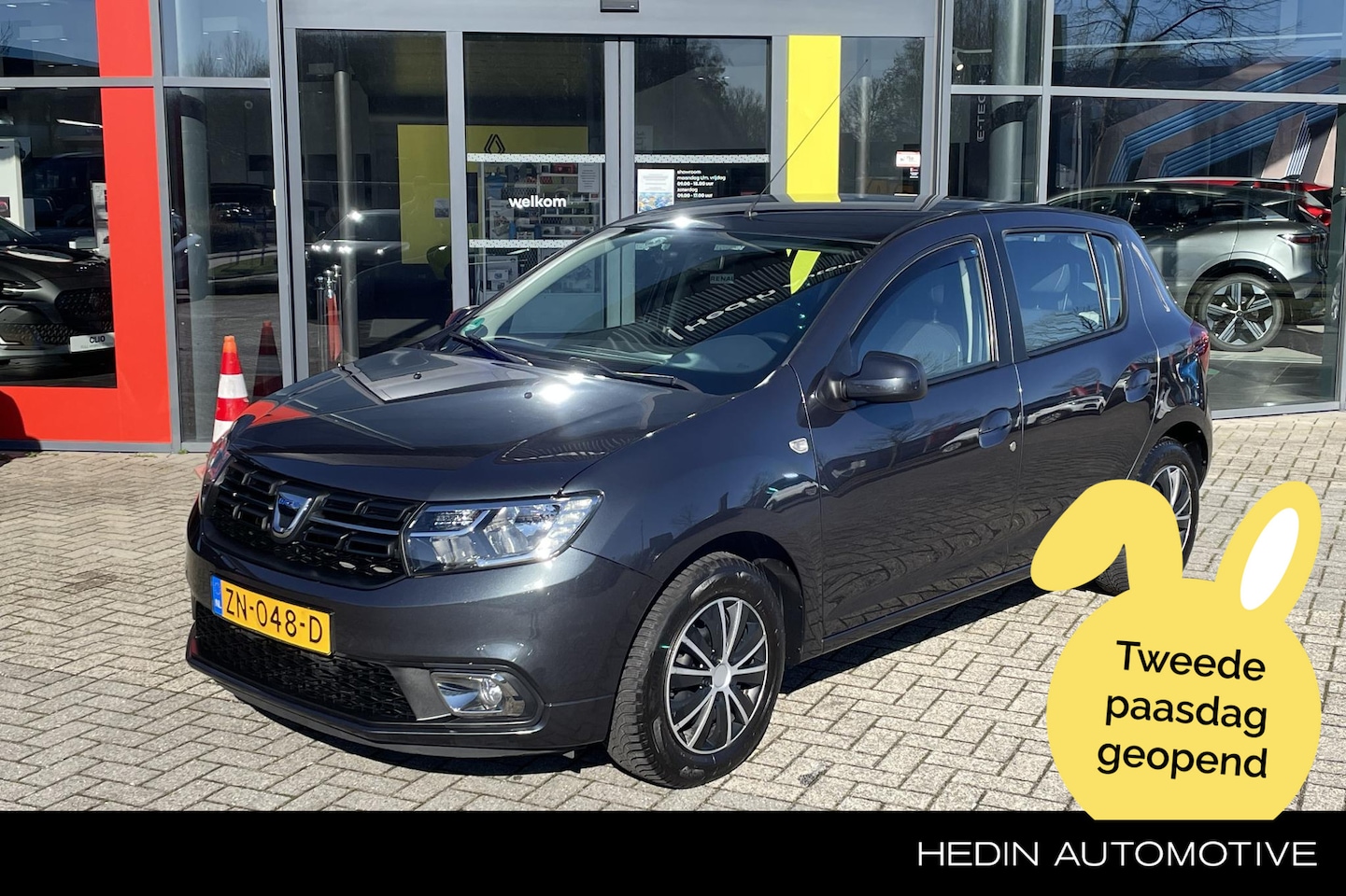 Dacia Sandero - 0.9 TCe Laureate | Winter + Zomerset | Parkeersensoren achter | Radio | Airco | - AutoWereld.nl