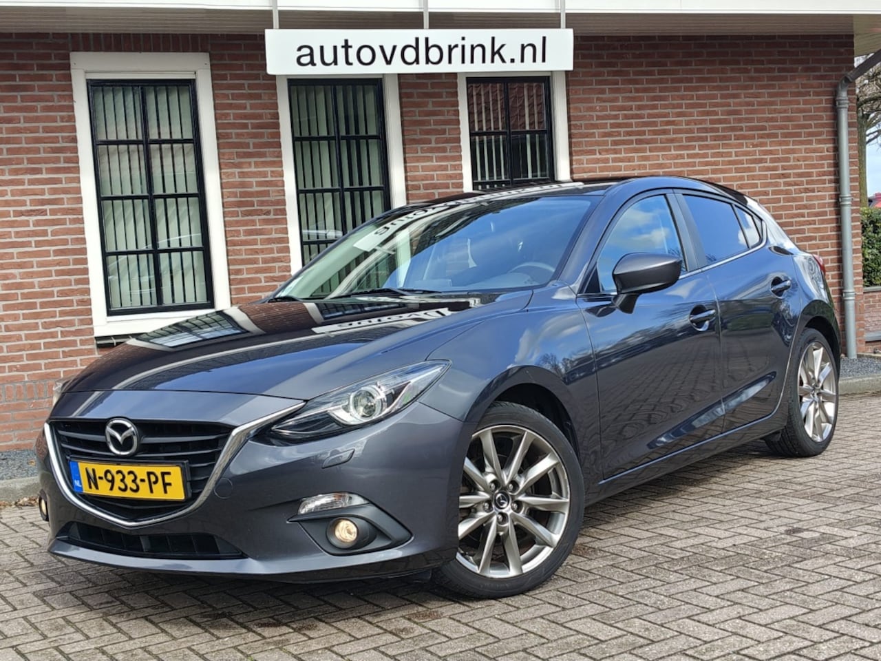 Mazda 3 - 2.0 GT-M Line 2.0 GT-M Line, CAMERA / STOELVERWARMING - AutoWereld.nl