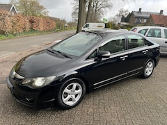 Honda Civic - 1.3 95pk CVT Elegance