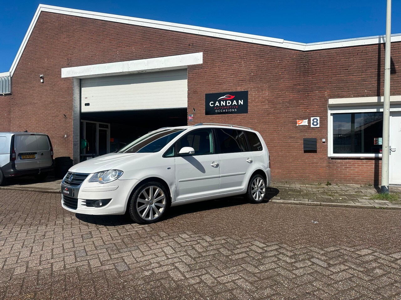 Volkswagen Touran - 1.4 TSI R Line | Airco | Cruisecontrol - AutoWereld.nl