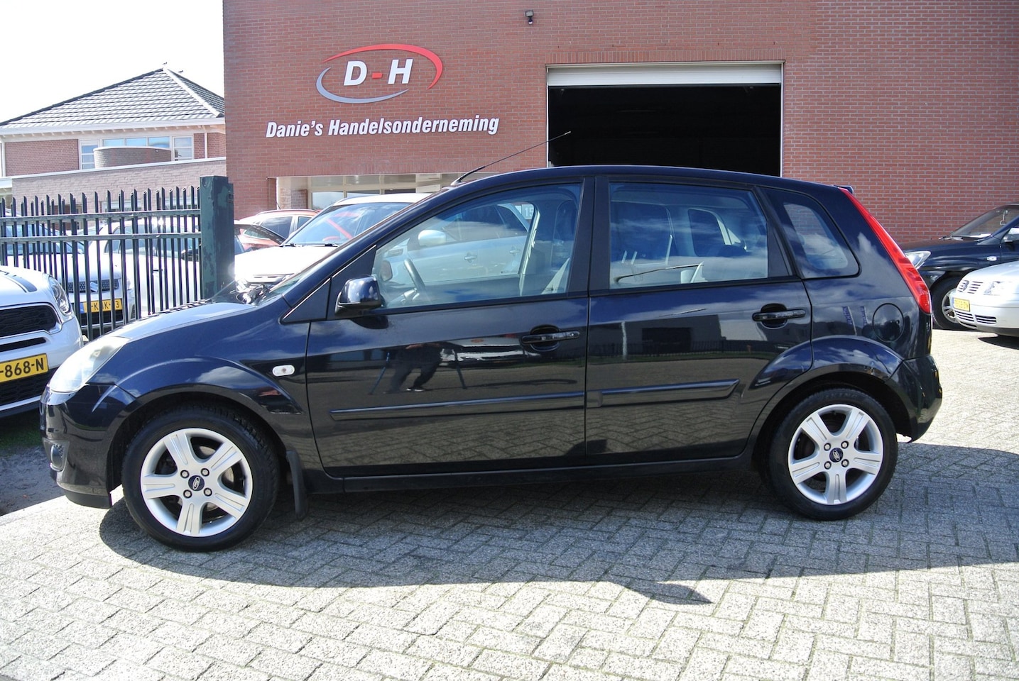 Ford Fiesta - 1.3-8V Futura XL airco inruil mogelijk nap - AutoWereld.nl