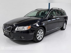 Volvo V70 - 2.5T Momentum AUTOMAAT