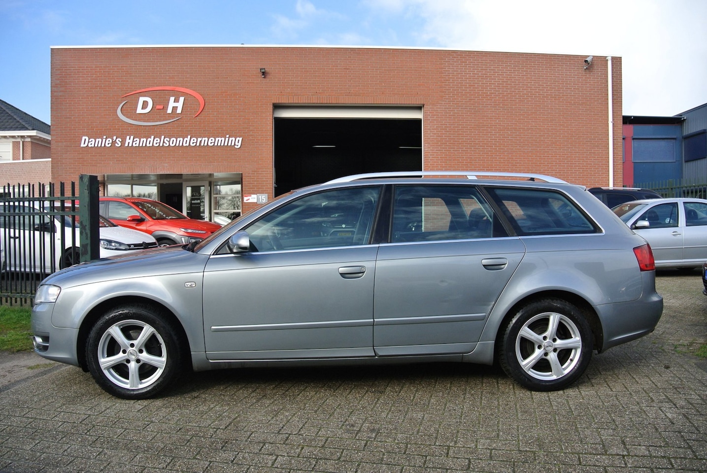Audi A4 Avant - 2.0 Pro Line leder apk 16 -01-2027 inruil mogelijk nap - AutoWereld.nl