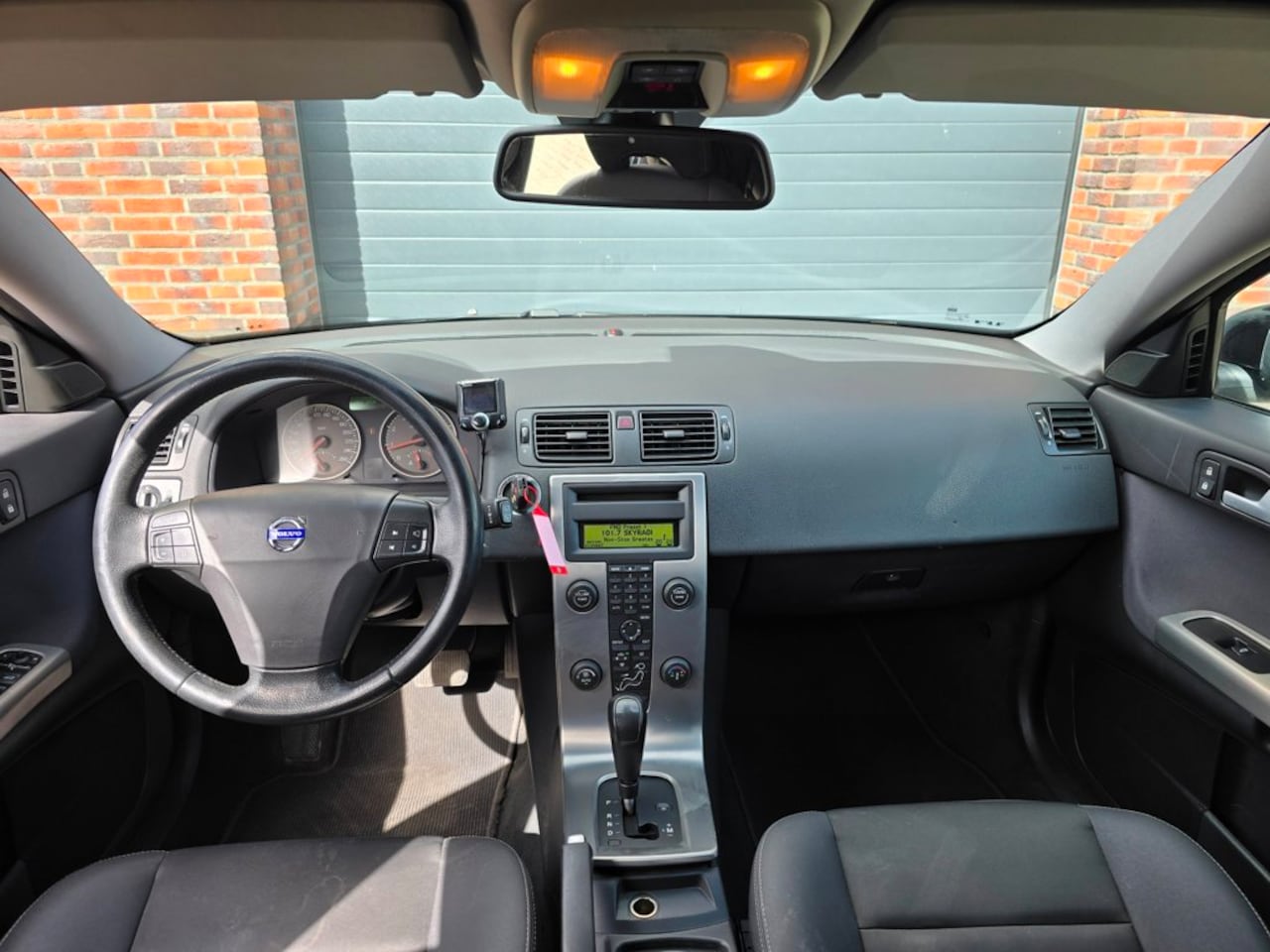 Volvo V50 - 2.4 Edition II 2.4 automaat nwe apk - AutoWereld.nl