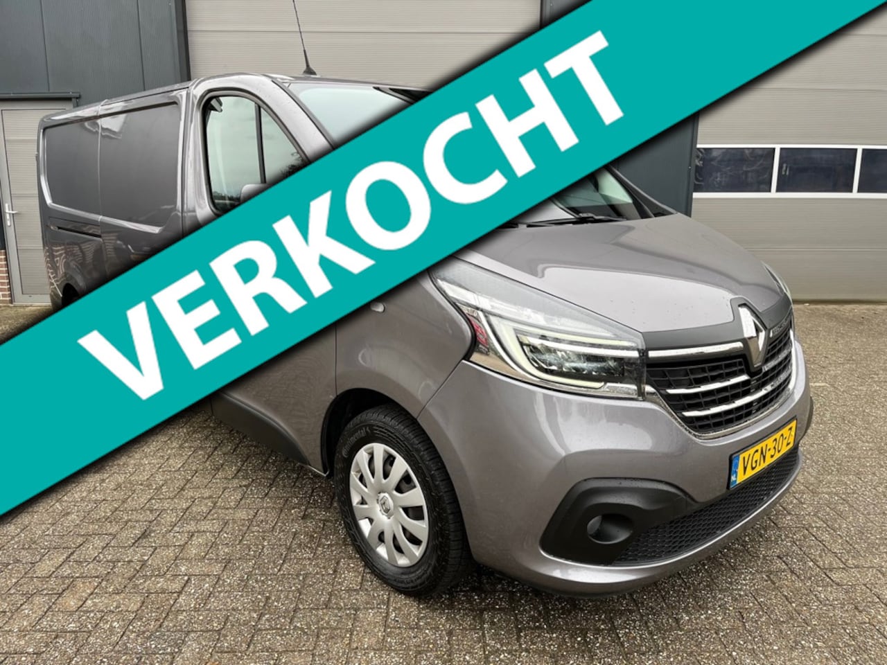 Renault Trafic - 2.0 dCi 120 T29 L2H1 Work Edition-LED-Navi-Cruise-Z.G.A.N-NAP! - AutoWereld.nl