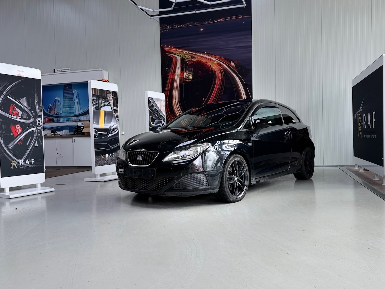 SEAT Ibiza SC - 1.4 TSI Cupra Bocanegra 1.4 TSI Cupra Bocanegra - AutoWereld.nl