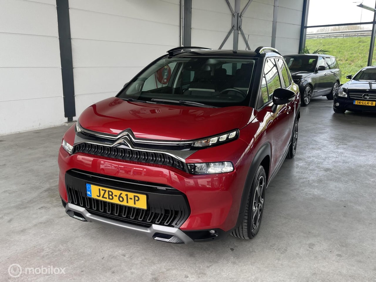 Citroën C3 Aircross - 1.2 PureTech Shine automaat - AutoWereld.nl