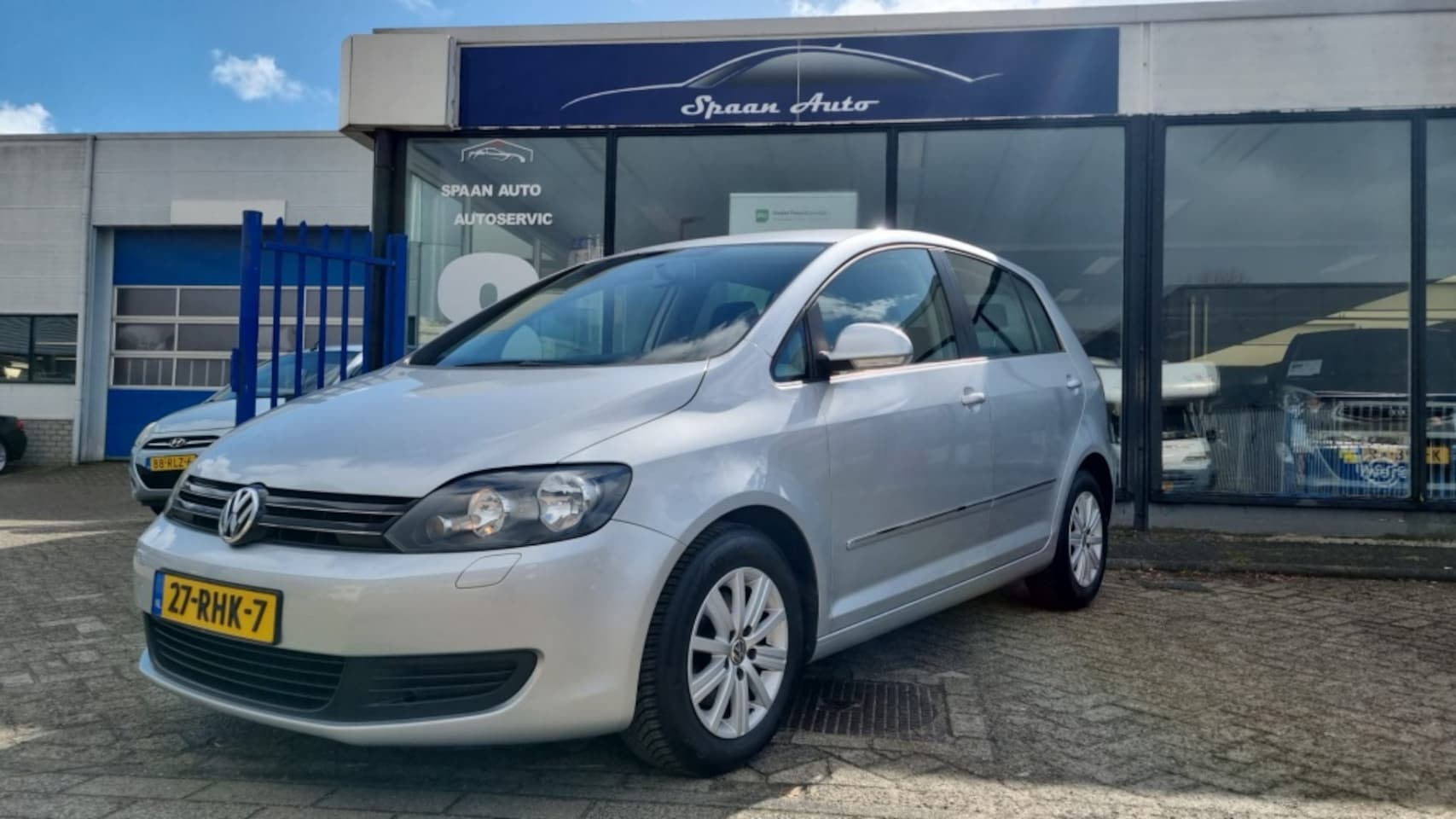 Volkswagen Golf Plus - 1.2 TSI Comfortline l Automaat l Airco l Trekhaak - AutoWereld.nl