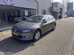 Volkswagen Polo - 1.0 TSI Comfortline Business