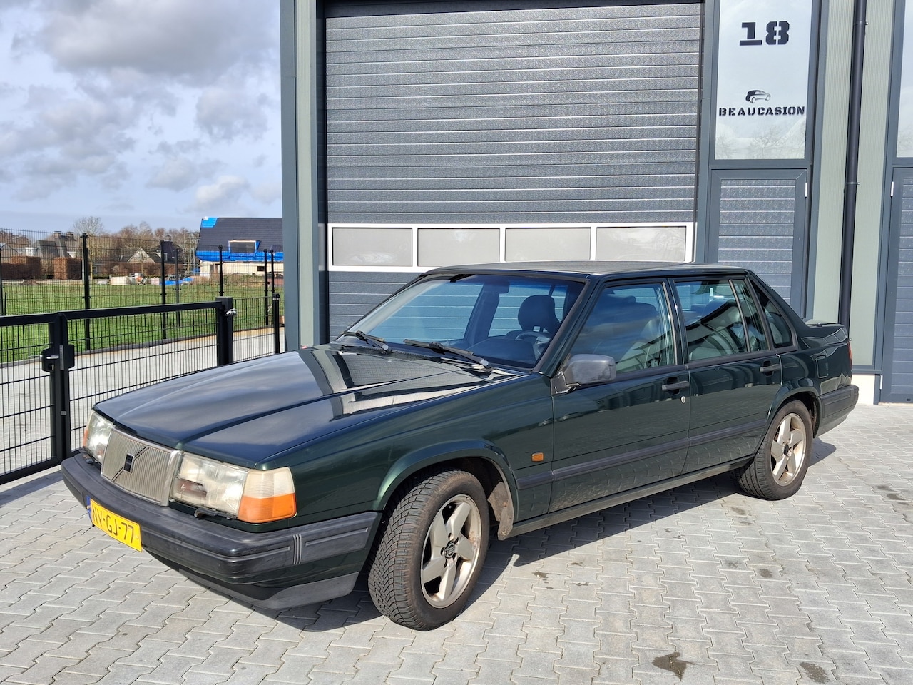 Volvo 940 - 2.3i Polar Intercooler APK tot 5 feb 2027 - AutoWereld.nl