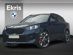BMW X2 - sDrive20i M Sportpakket Pro 20'' / Panoramadak / Head-Up Display / Harman Kardon / Trekhaa