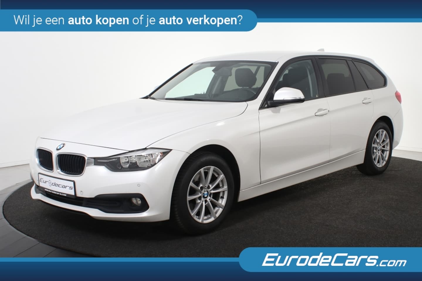 BMW 3-serie Touring - 318d *Leer*Trekhaak*Parkassist*Navigatie* - AutoWereld.nl