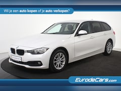 BMW 3-serie Touring - 318 d *Leer*Trekhaak*PDC*Navigatie