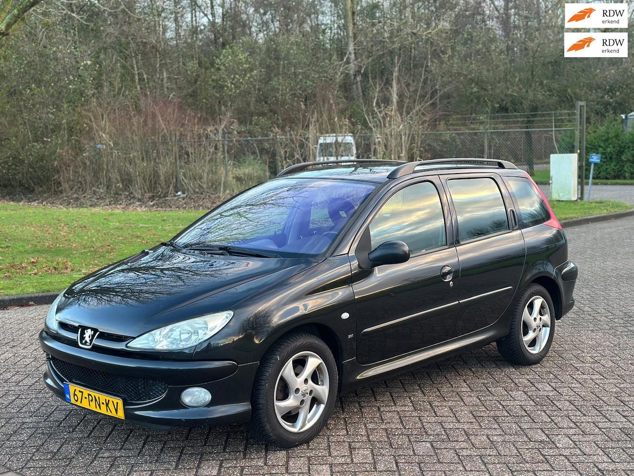 Peugeot 206 SW - 1.4-16V XS Pack TREKHAAK CLIMA ELEKTRISCHE RAMEN - AutoWereld.nl