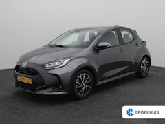 Toyota Yaris - 1.5 Hybrid Dynamic | Achterbank in delen neerklapbaar | Achteruitrijcamera | Airco (automa