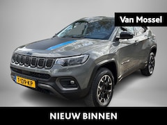 Jeep Compass - 4xe 240 Plug-in Hybrid Electric Trailhawk | Lederen bekleding | Parkeersensoren | Camera |