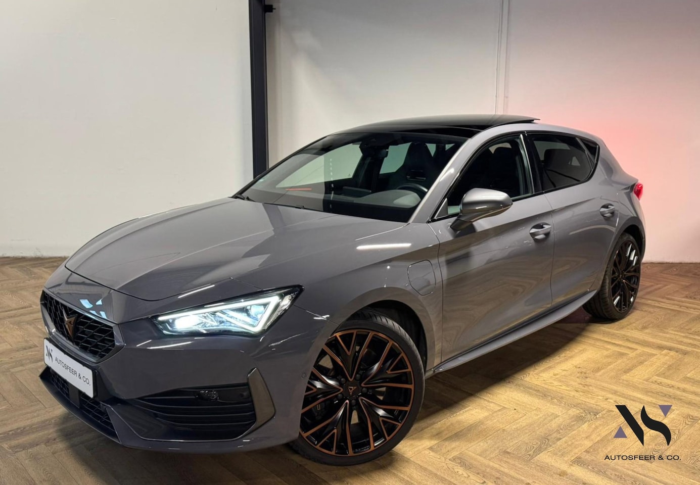 CUPRA Leon - 1.4 e-Hybrid VZ Performance PANO KEYLESS VOL' - AutoWereld.nl