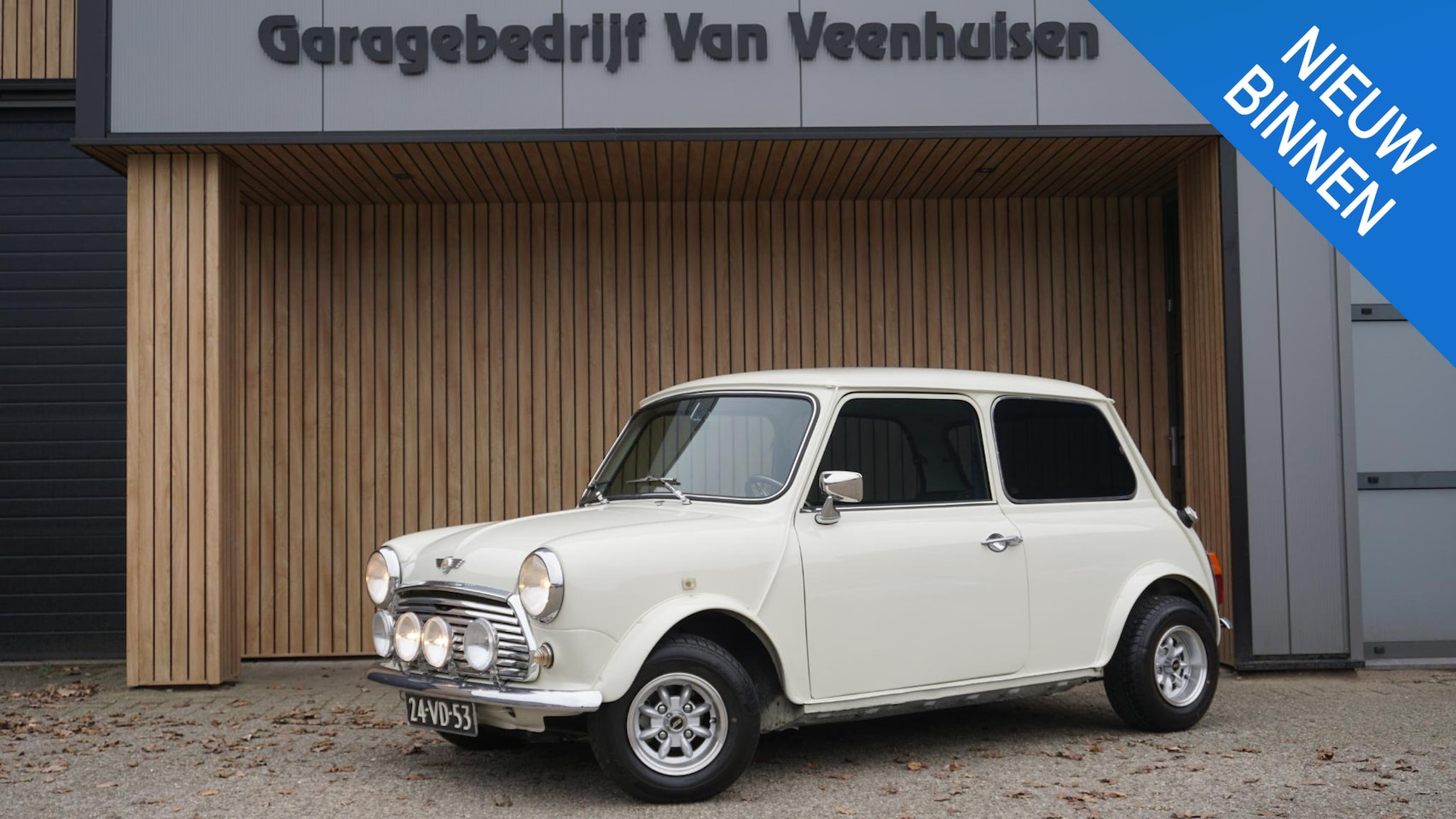 Austin Mini - 1100 Special *Eyecatcher* LM velgen Verbrede spatborden *NL Mini* Gerestaureerd! - AutoWereld.nl