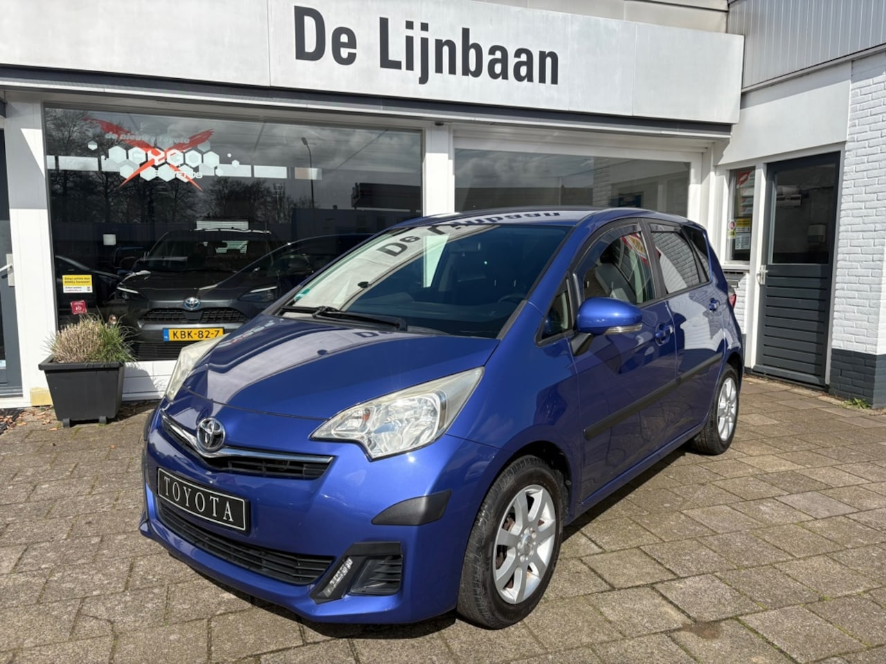 Toyota Verso S - 1.3 VVT-i Aspiration 1.3 VVT-i Aspiration - AutoWereld.nl