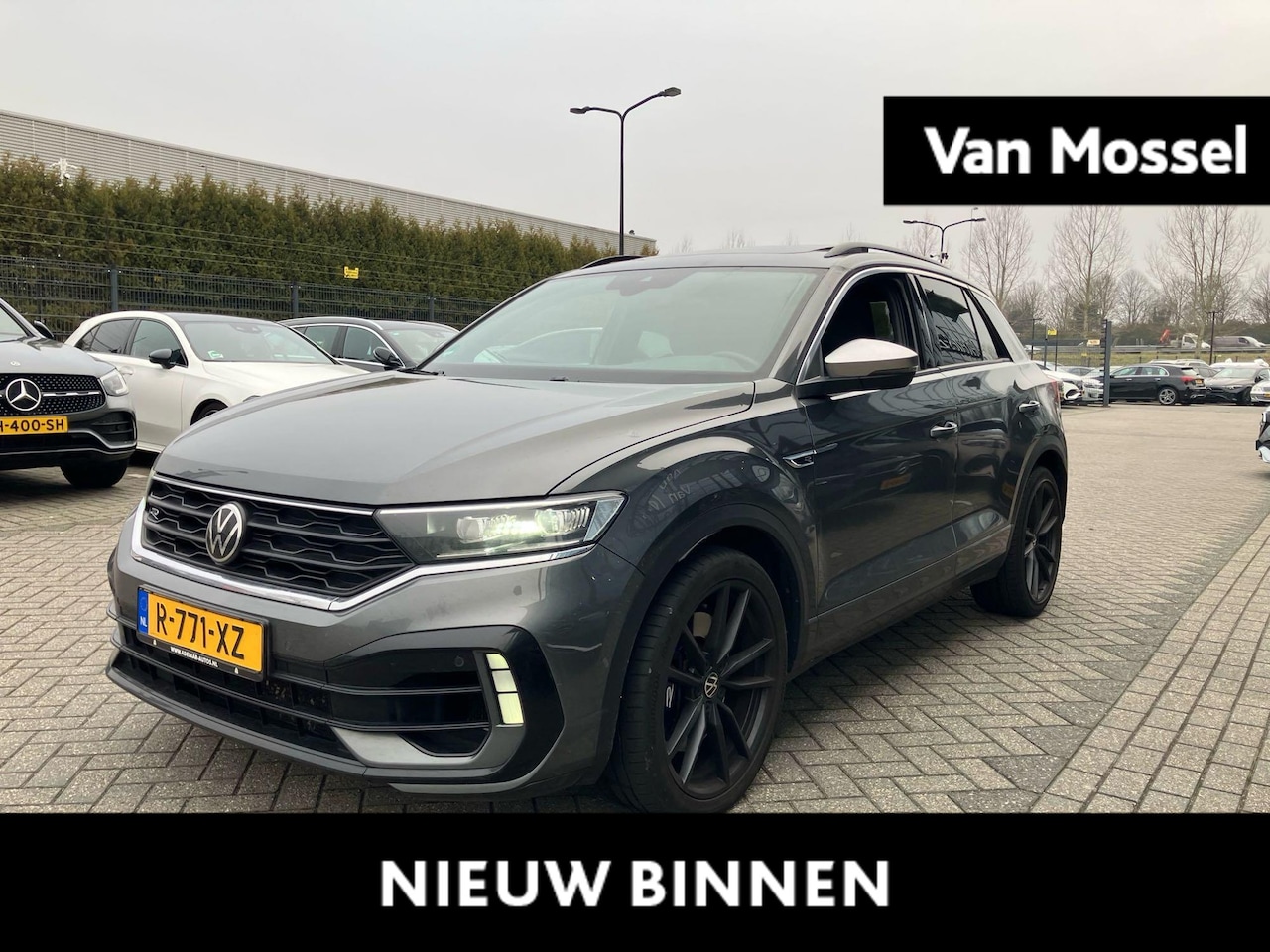 Volkswagen T-Roc - 2.0 TSI 4Motion R | 301 PK | Automaat | Panorama Dak | Digital Cockpit PRO | Stoelverwarmi - AutoWereld.nl