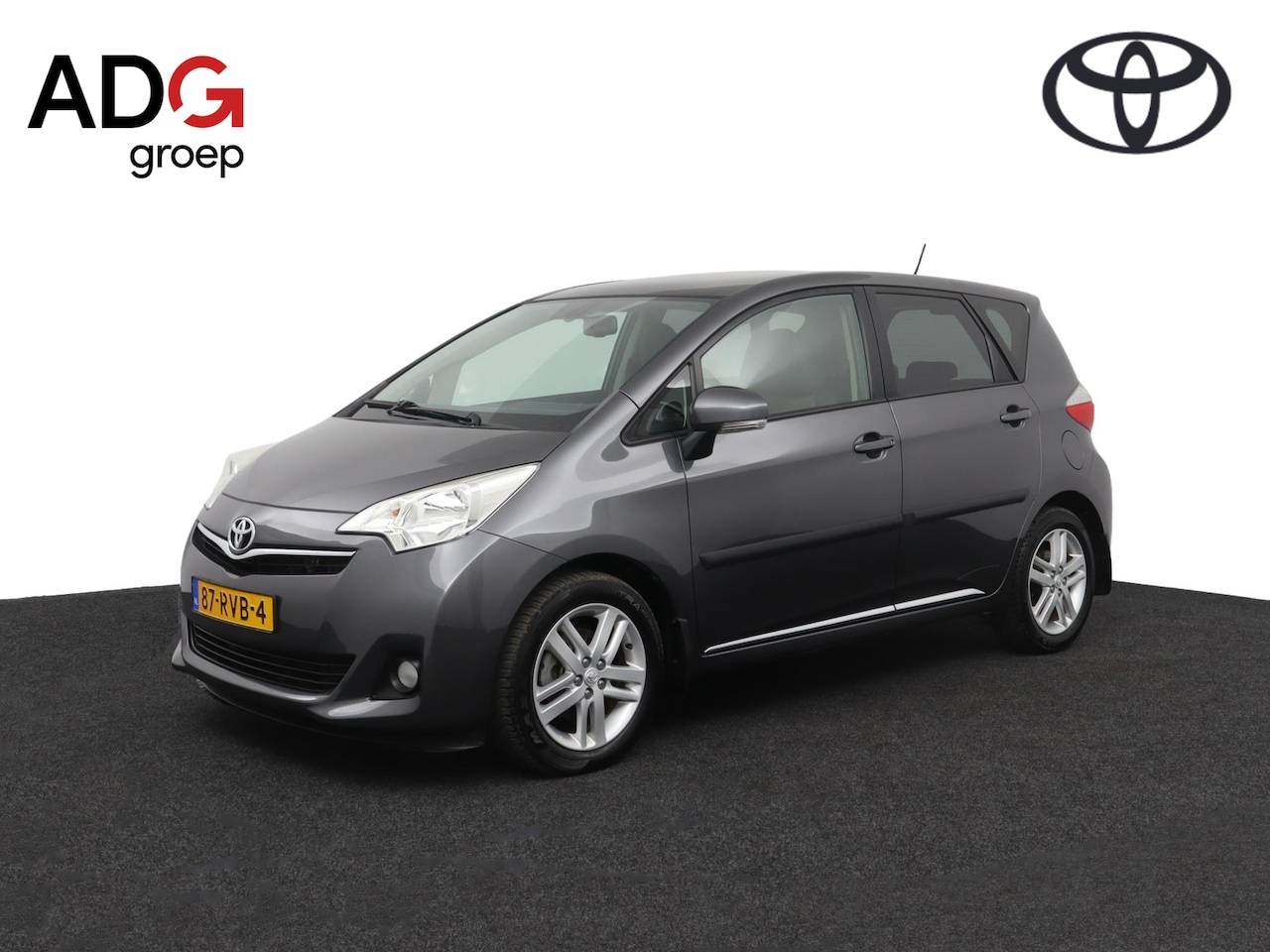 Toyota Verso S - 1.3 VVT-i Dynamic | Panoramadak | Cruisecontrol | Trekhaak | Dealeronderhouden | - AutoWereld.nl