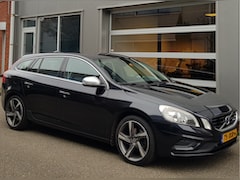 Volvo V60 - T3 R Design Navi Trekhaak 18"Vlg 1/2 Leder