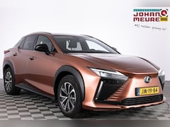 Lexus RZ - 450e 313PK Business Line 71 kWh *SOH 97%* LEDER | EL. STOELEN | CAMERA *GOEDE VRIJDAG + 2e