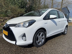 Toyota Yaris - 1.5 Hybrid Lease, BJ`2015, APK 25-03-2027