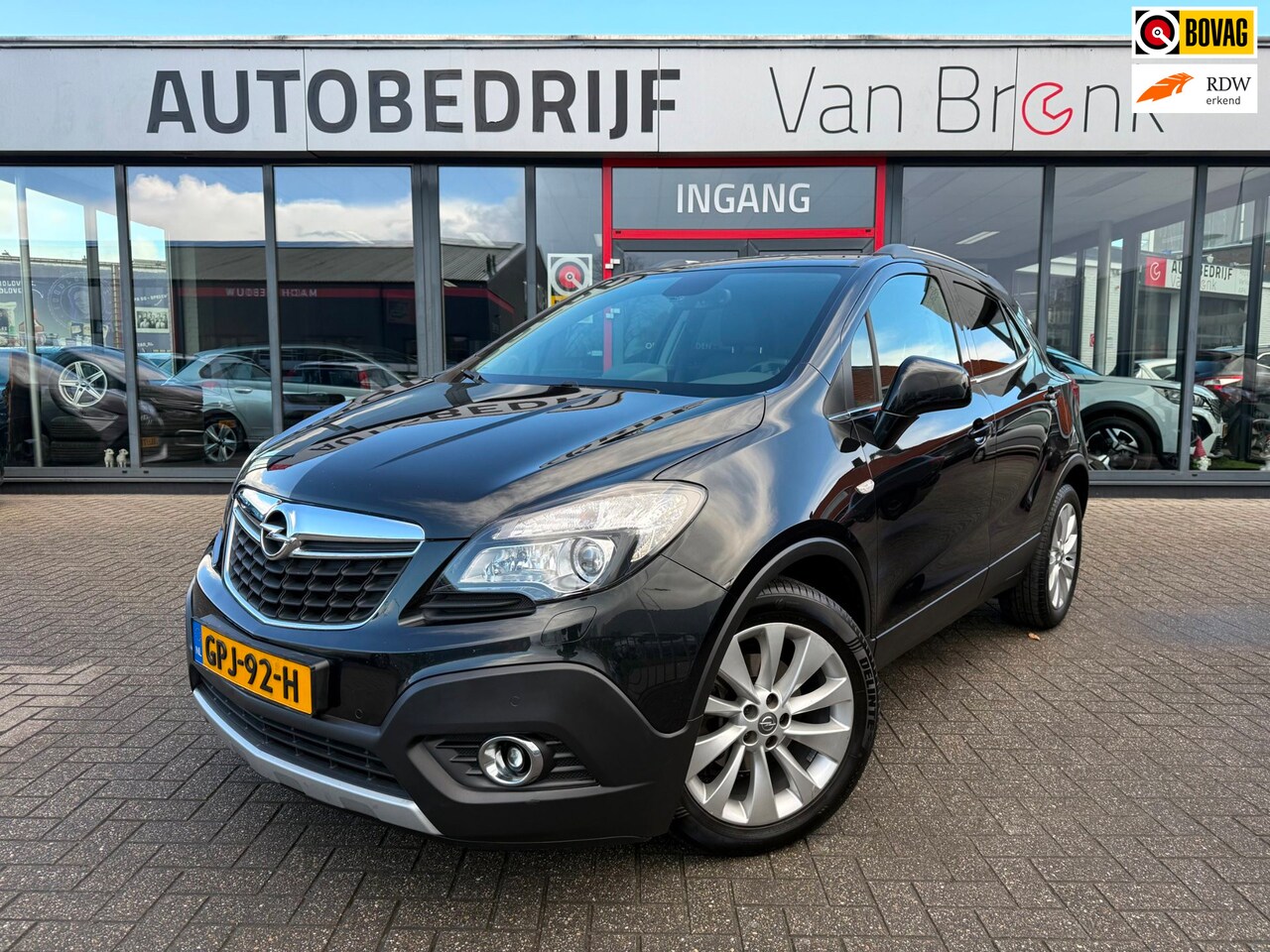 Opel Mokka - 1.4 T Innovation | PDC V+A | Camera | Stuur/stoelverwarming | Trekhaak - AutoWereld.nl