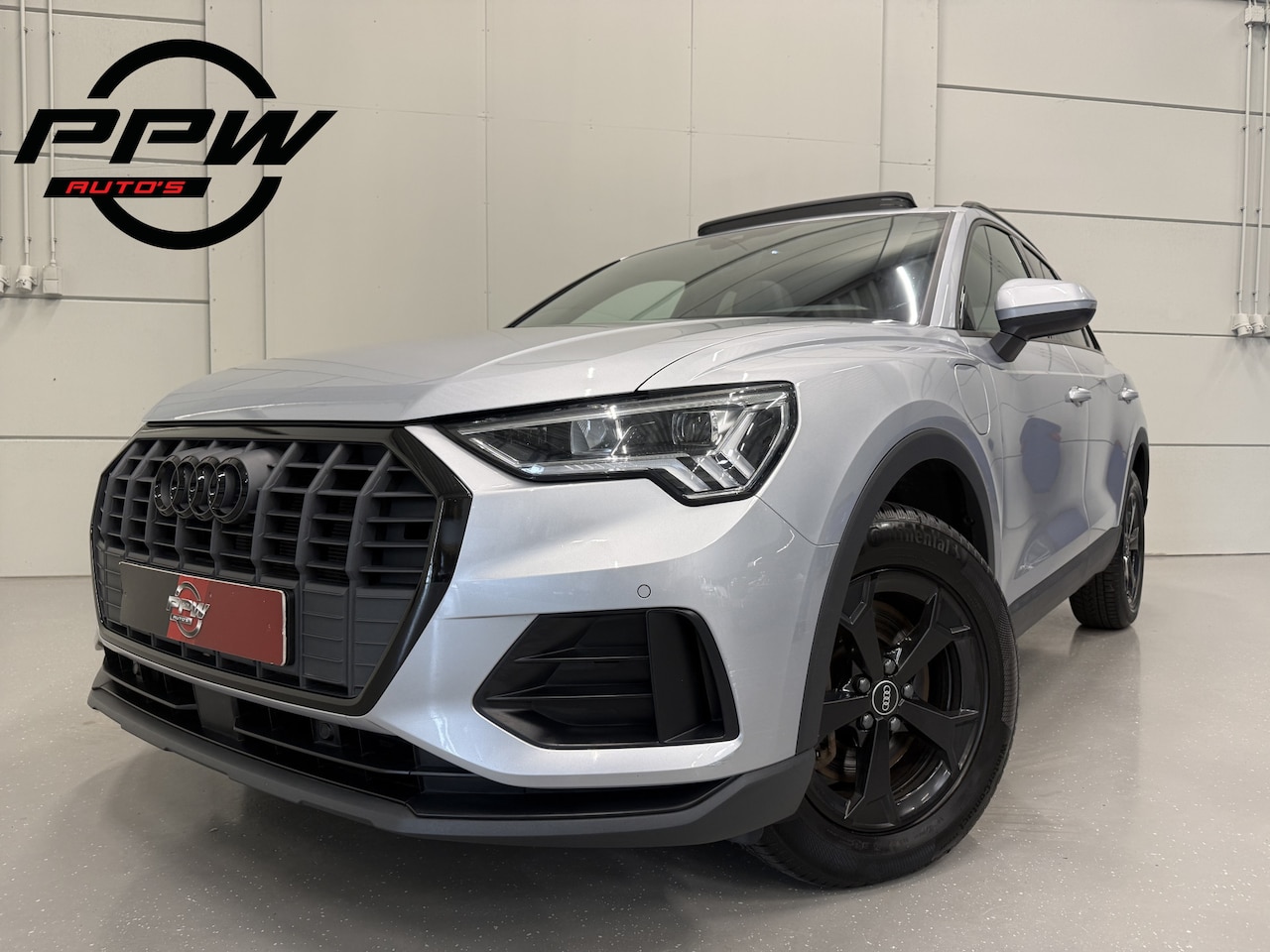 Audi Q3 - 45 TFSI e Edition PANO/TREKHAAK/LEER-SPORT/MEMORY/MATRIX/SFEER/KEYLESS/CARPLAY/EL.A.KLEP/D - AutoWereld.nl