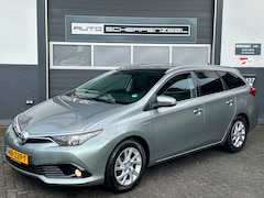 Toyota Auris - 1.8 Hybrid Lease Pro | PANO | NAVI | NL AUTO