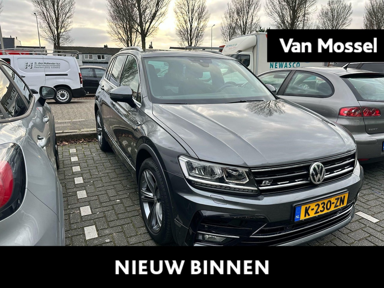 Volkswagen Tiguan - 2.0 TSI 4Motion R-Line | 220 PK | Automaat | Panorama Dak | Stoelverwarming | Keyless | Di - AutoWereld.nl