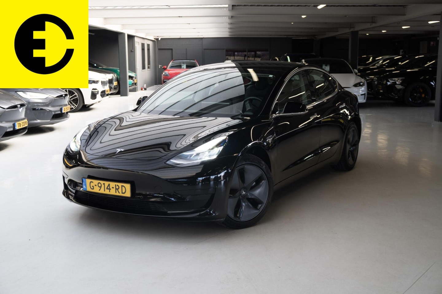 Tesla Model 3 - Standard RWD Plus 60 kWh | SOH 90,0% | Stoelverwarming | Autopilot | Panodak - AutoWereld.nl