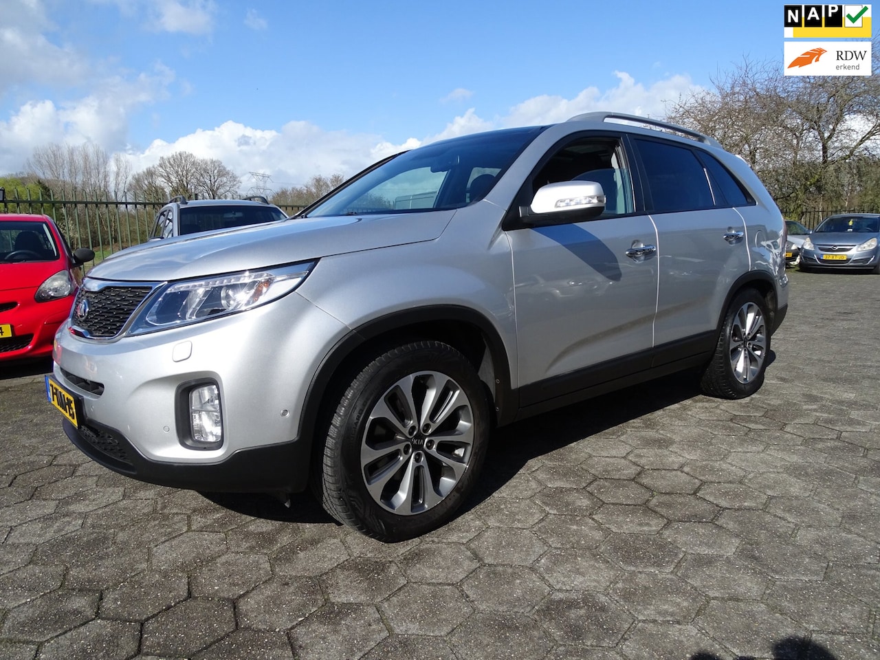 Kia Sorento - 2.4 GDi ExecutiveLine TREKHAAK - AutoWereld.nl