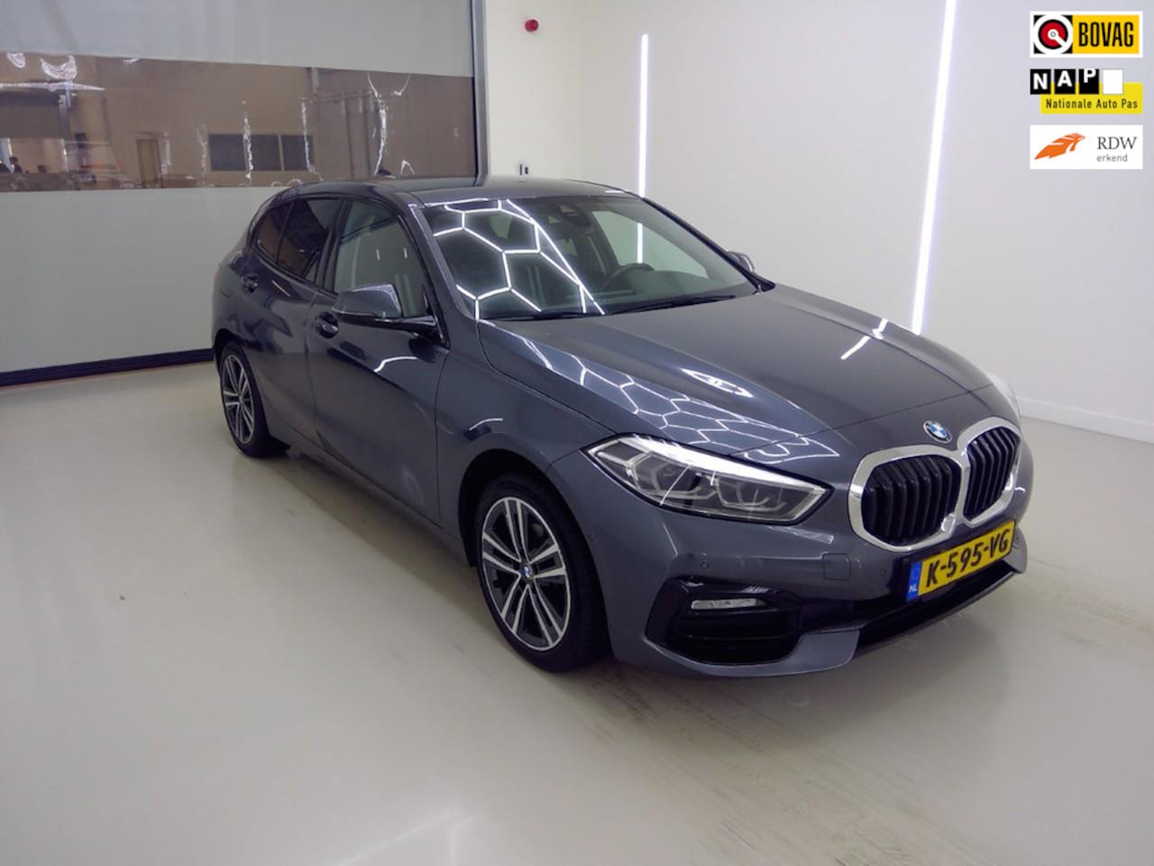 BMW 1-serie - 118i High Executive Edition+Half-Leder-Sport+Led+ecc+Navigatie+stoel-verw =TOP-ONDERHOUDEN - AutoWereld.nl