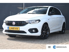 Fiat Tipo - 1.6 16v Business Lusso Automaat | Adaptive Cruise | Navigatie | Achteruitrijcamera | AllSe