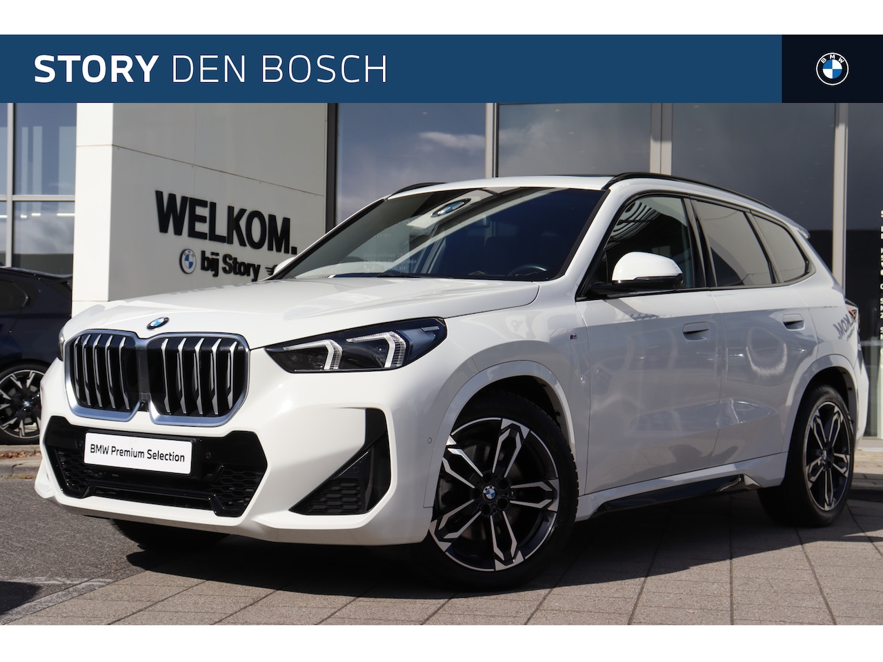 BMW X1 - xDrive23i High Executive M Sport Automaat / Panoramadak / Head-Up / Adaptieve LED / M Adap - AutoWereld.nl