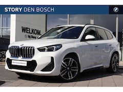 BMW X1 - xDrive23i High Executive M Sport Automaat / Panoramadak / Head-Up / Adaptieve LED / M Adap
