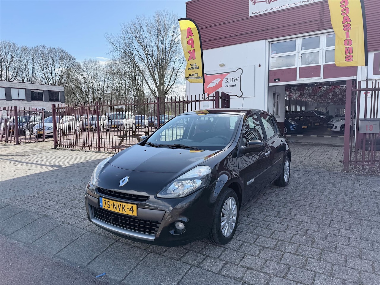 Renault Clio - 1.2 16V 79 pk 5D Collection - AutoWereld.nl