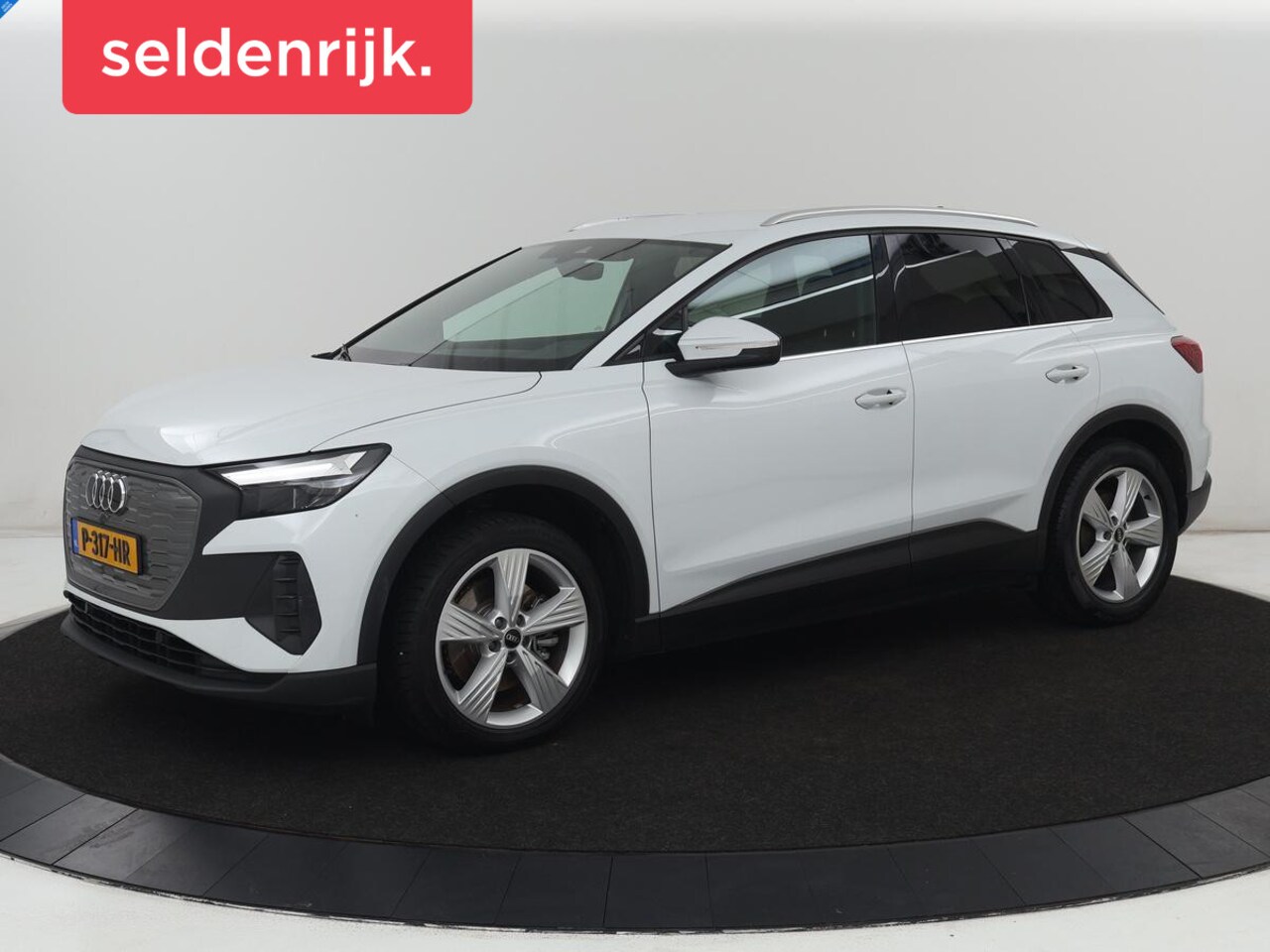 Audi Q4 e-tron - 35 Launch edition 55 kWh | SOH 91% | Warmtepomp | Stoelverwarming | Carplay | Full LED | 1 - AutoWereld.nl