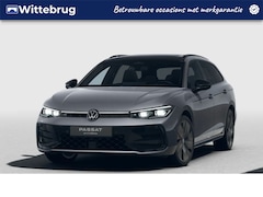 Volkswagen Passat Variant - 1.5 eHybrid 272PK DSG R-Line Edition / Fabrieksgarantie / Black Style / Trekhaak / Leer /