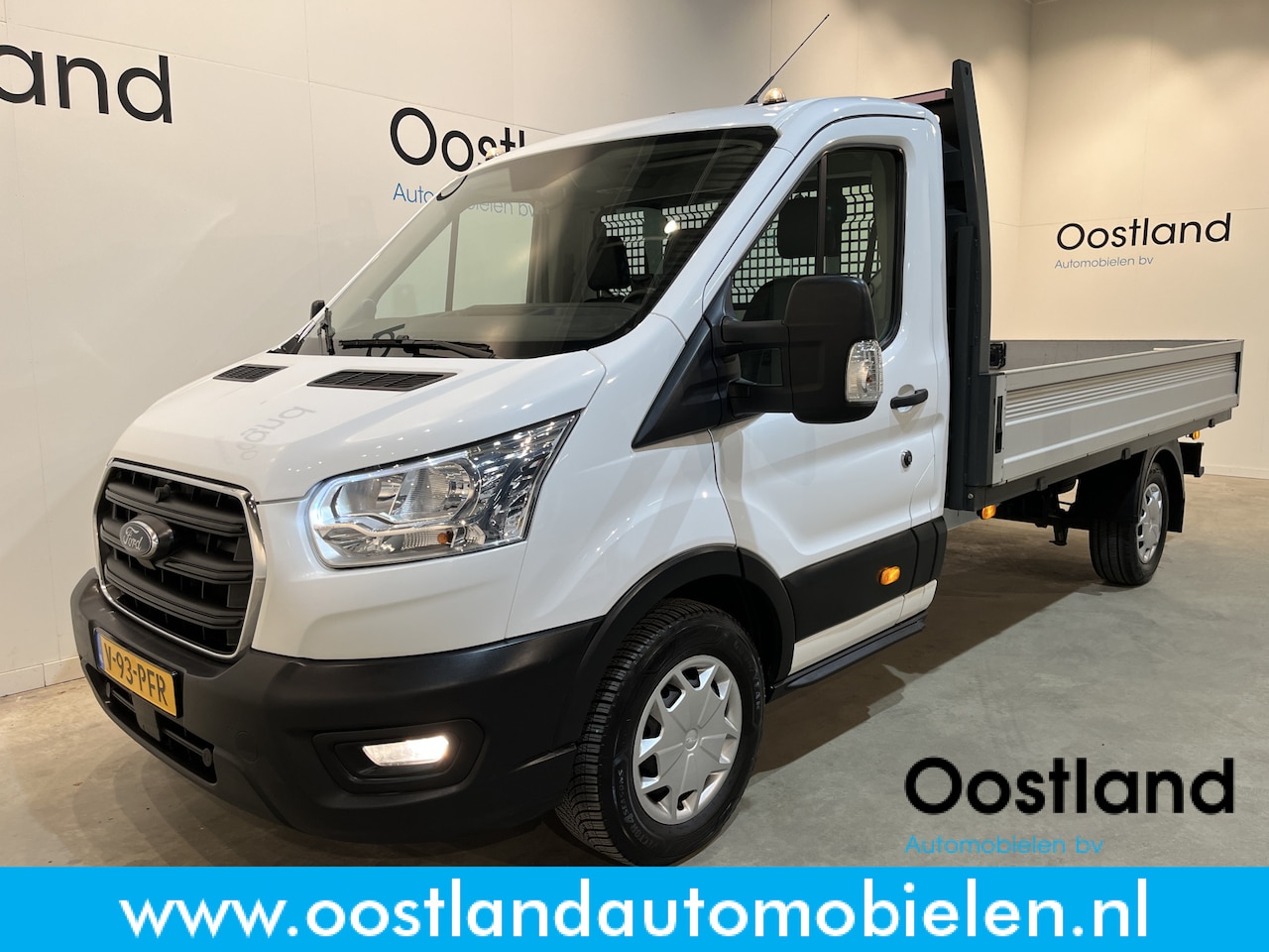 Ford Transit - 350 2.0 TDCI L3H1 Trend 130 PK Open Laadbak / Euro 6 / Airco / Cruise Control / Trekhaak / - AutoWereld.nl