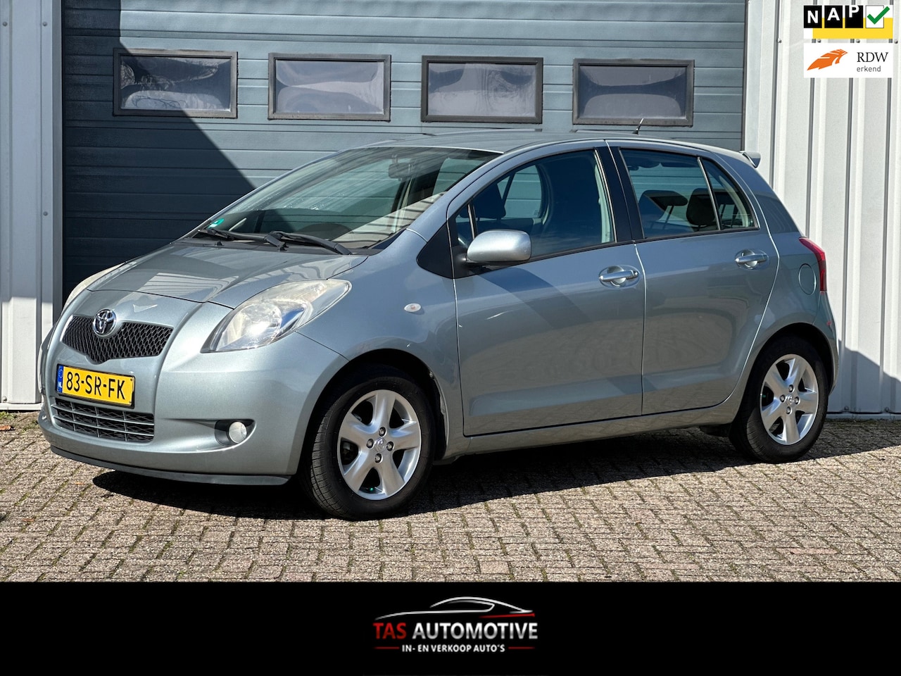Toyota Yaris - 1.3 VVTi Luna 5-deurs CLIMA / NW APK / 2e EIG! - AutoWereld.nl